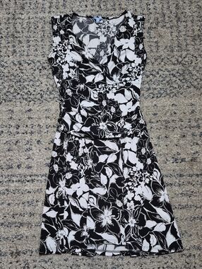 Denver Hayes Black and White Floral Midi Dress